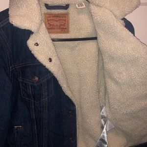 Levi’s denim jacket shearling lining.